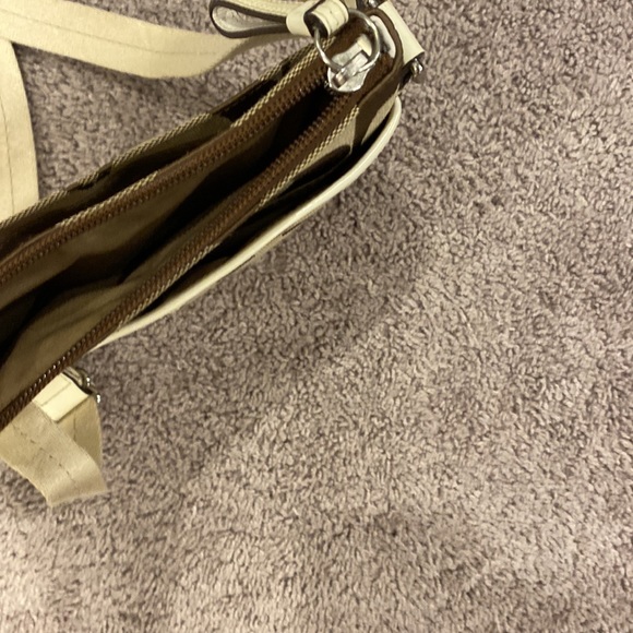 Coach crossbody - Picture 3 of 4